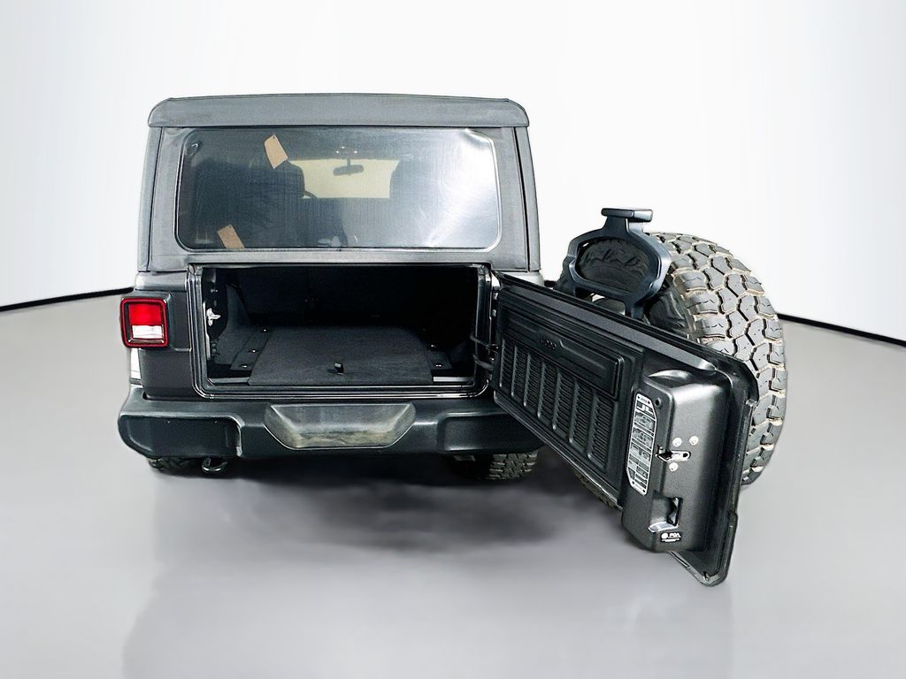 Used 2022 Gray Jeep Unlimited Sport S image 30