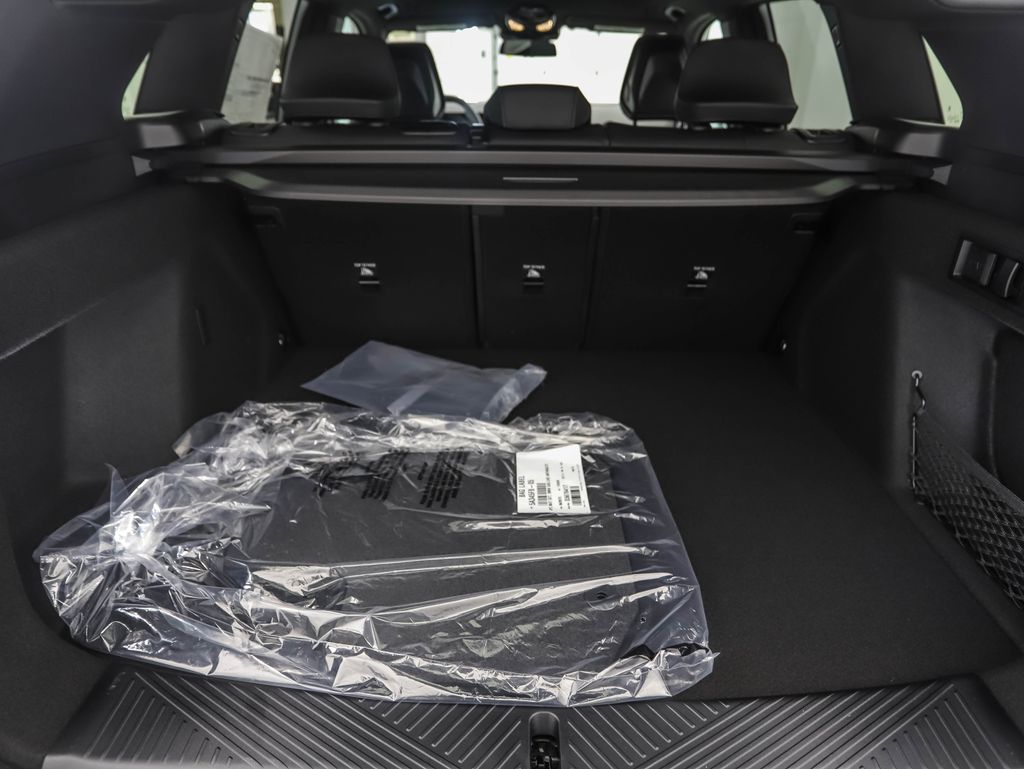 Thumbnail: 2025 BMW X3 - 23