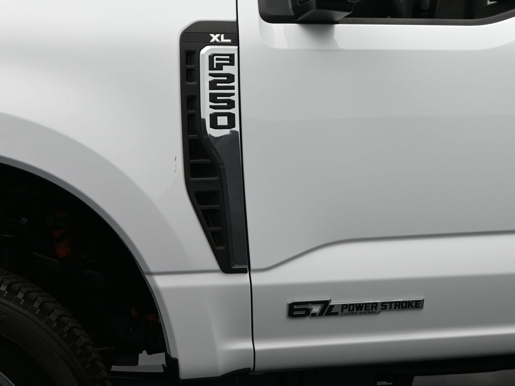 2026 Ford F-250 XL
