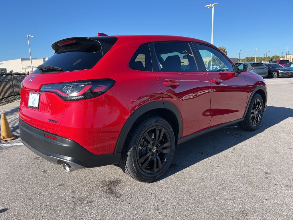 Thumbnail: 2026 Honda HR-V - 3