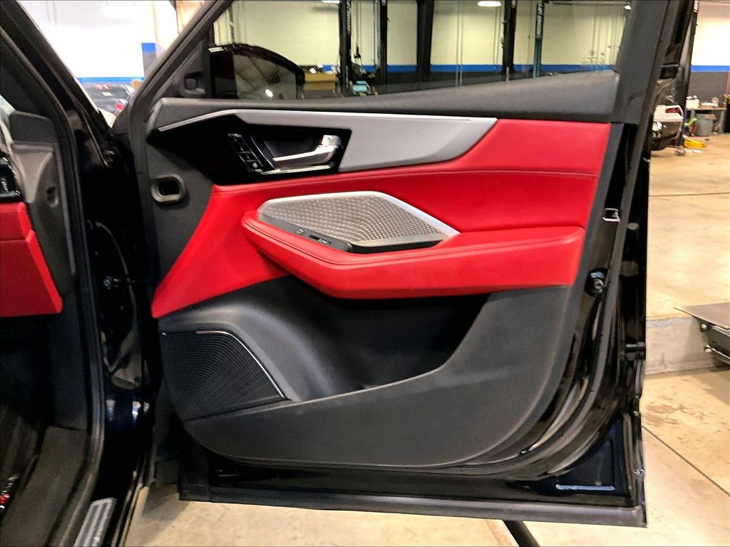 2022 Acura MDX — photo 12