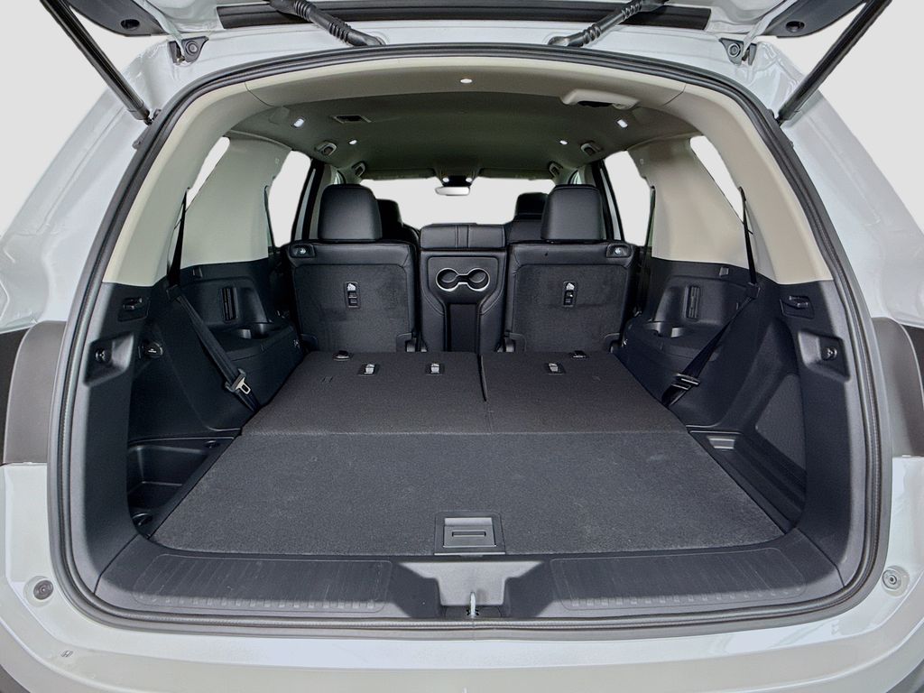 Thumbnail: 2026 Honda Pilot - 30