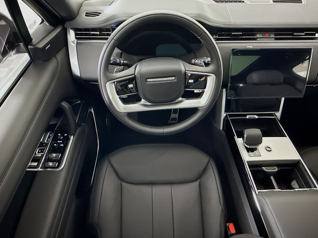 Thumbnail: 2026 Land Rover Range Rover - 10