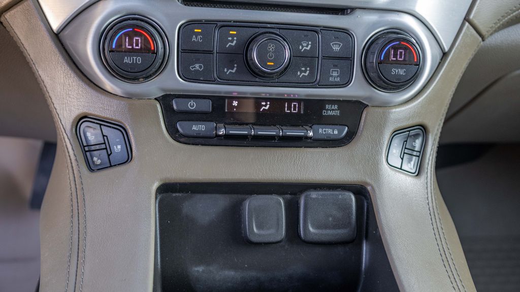 Used 2018 GMC Yukon XL SLT 4D Sport Utility