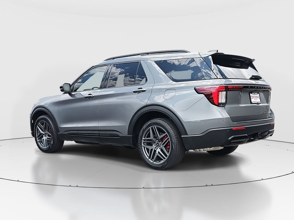 Used 2025 Ford Explorer SUV