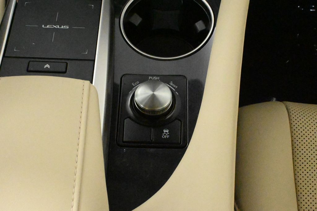 Thumbnail: 2022 Lexus RX - 26