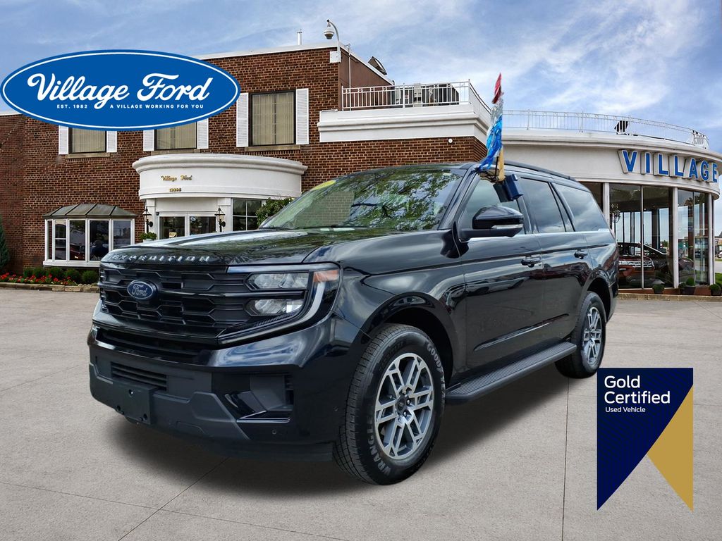 Black Metallic 2025 Ford Expedition Active RWD SUV / Crossover 4X2 Automatic