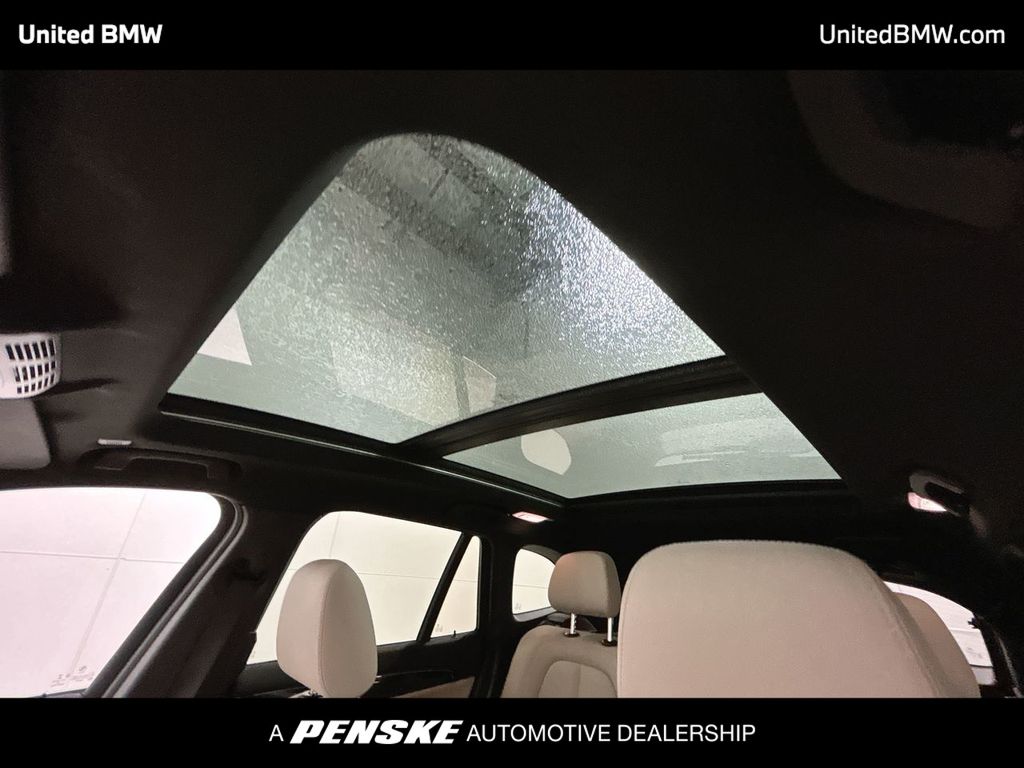Thumbnail: 2018 BMW X1 - 18