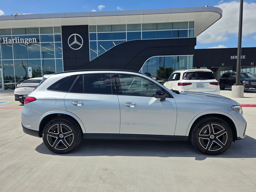 New 2026 Silver Mercedes-Benz GLC 300 image 8