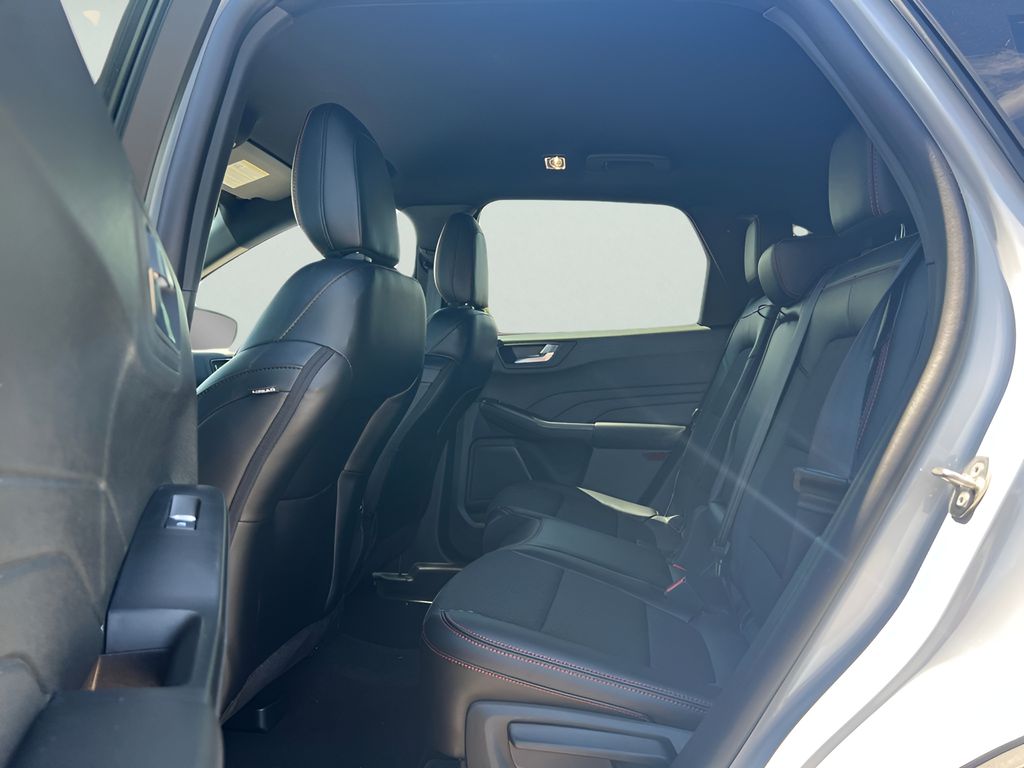 2025 Ford Escape Hybrid