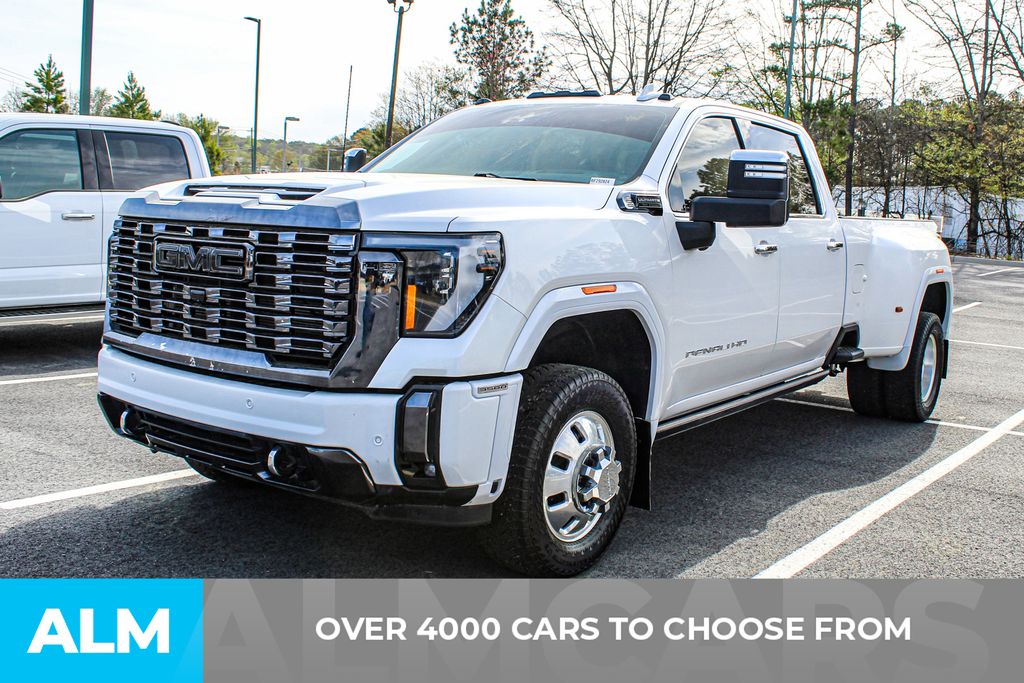 Used 2024 White GMC Denali Ultimate image 3