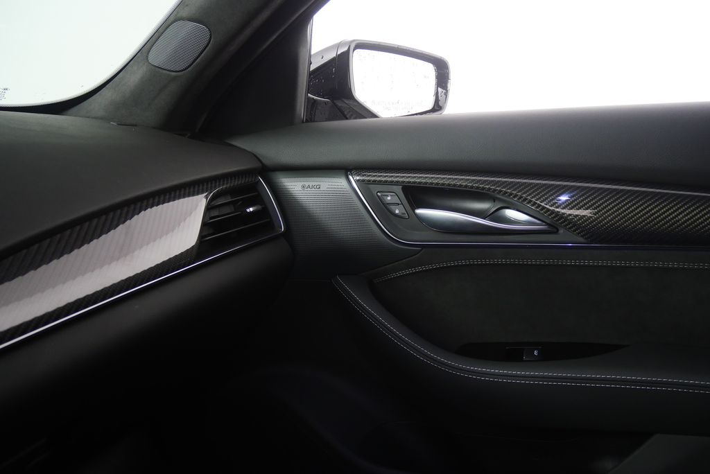 Thumbnail: 2023 Cadillac CT5 - 31