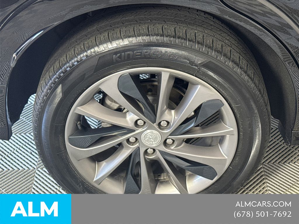 Used 2023 Black Buick Select image 20