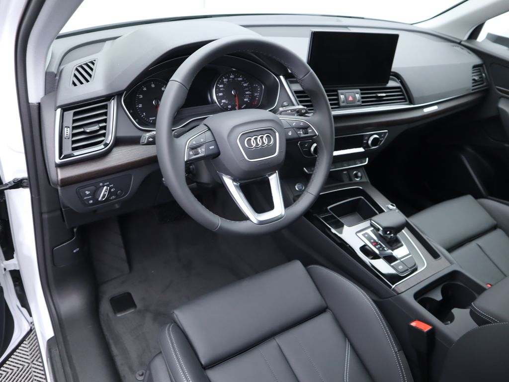 2024 Audi Q5  10