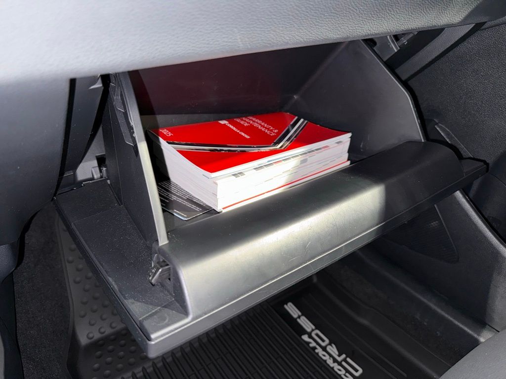 Thumbnail: 2025 Toyota Corolla Cross - 29