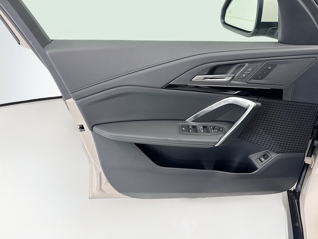Thumbnail: 2026 BMW X1 - 23
