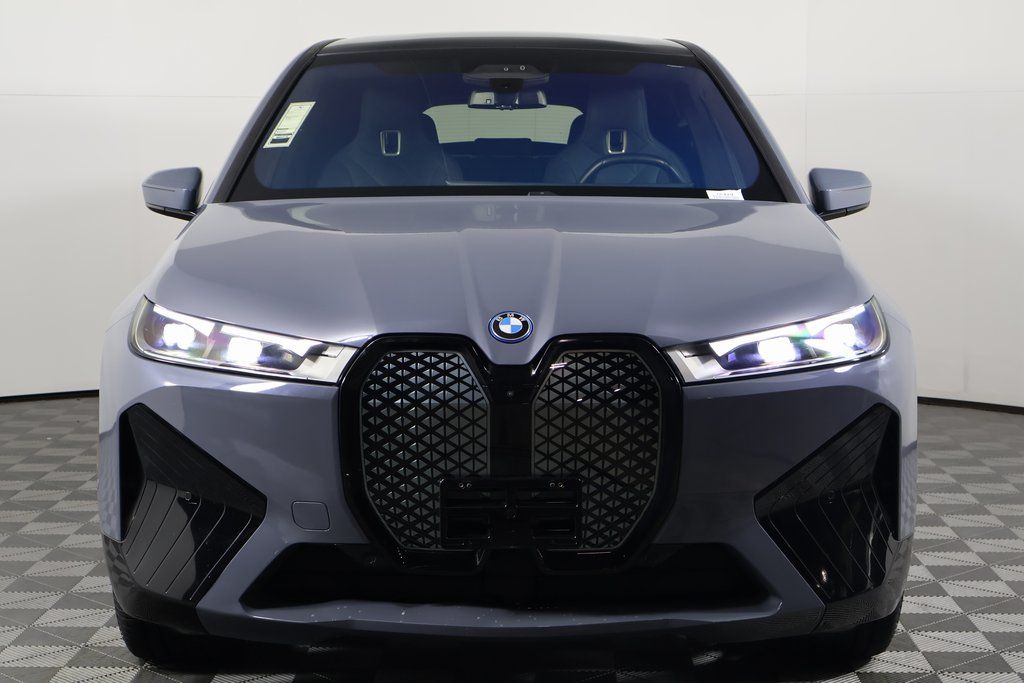 Thumbnail: 2024 BMW iX - 2