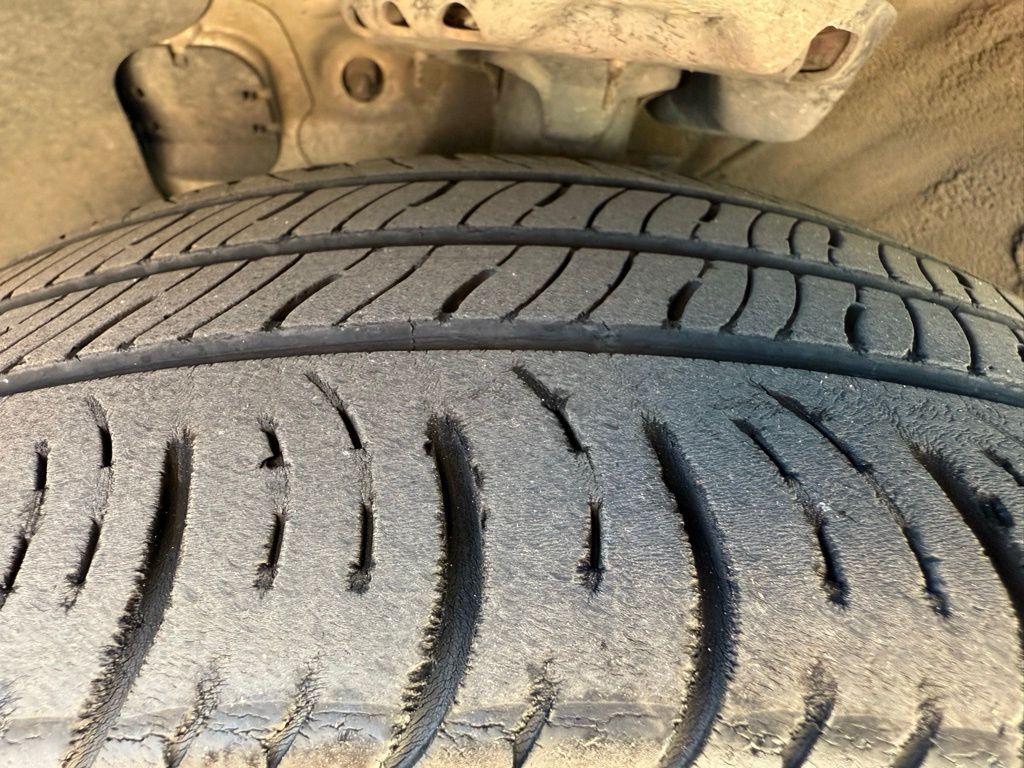 Thumbnail: 2019 Kia Forte - 9