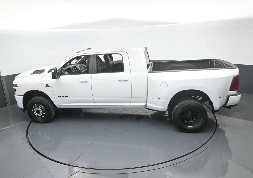 New 2026 Bright White Clearcoat Ram Laramie image 49