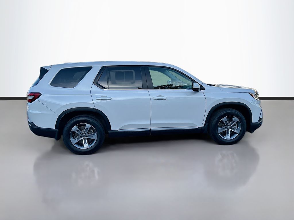 Thumbnail: 2023 Honda Pilot - 4