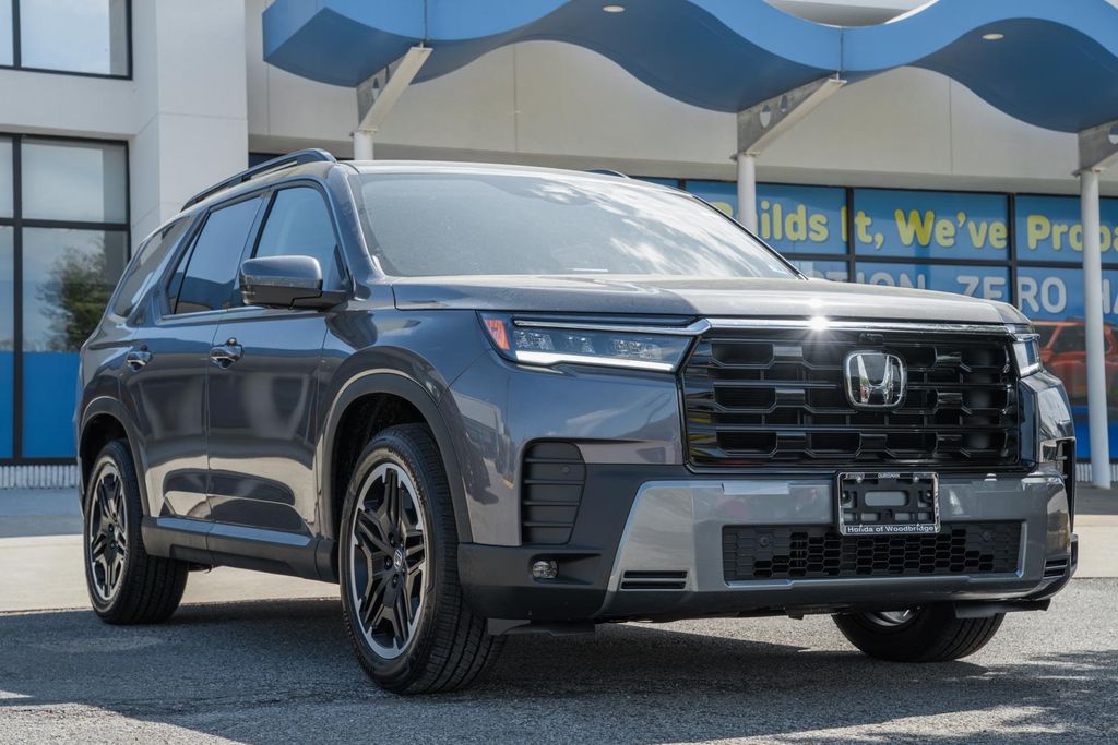 Gray (Modern Steel) 2026 Honda Pilot Touring AWD SUV / Crossover All-Wheel Drive Automatic