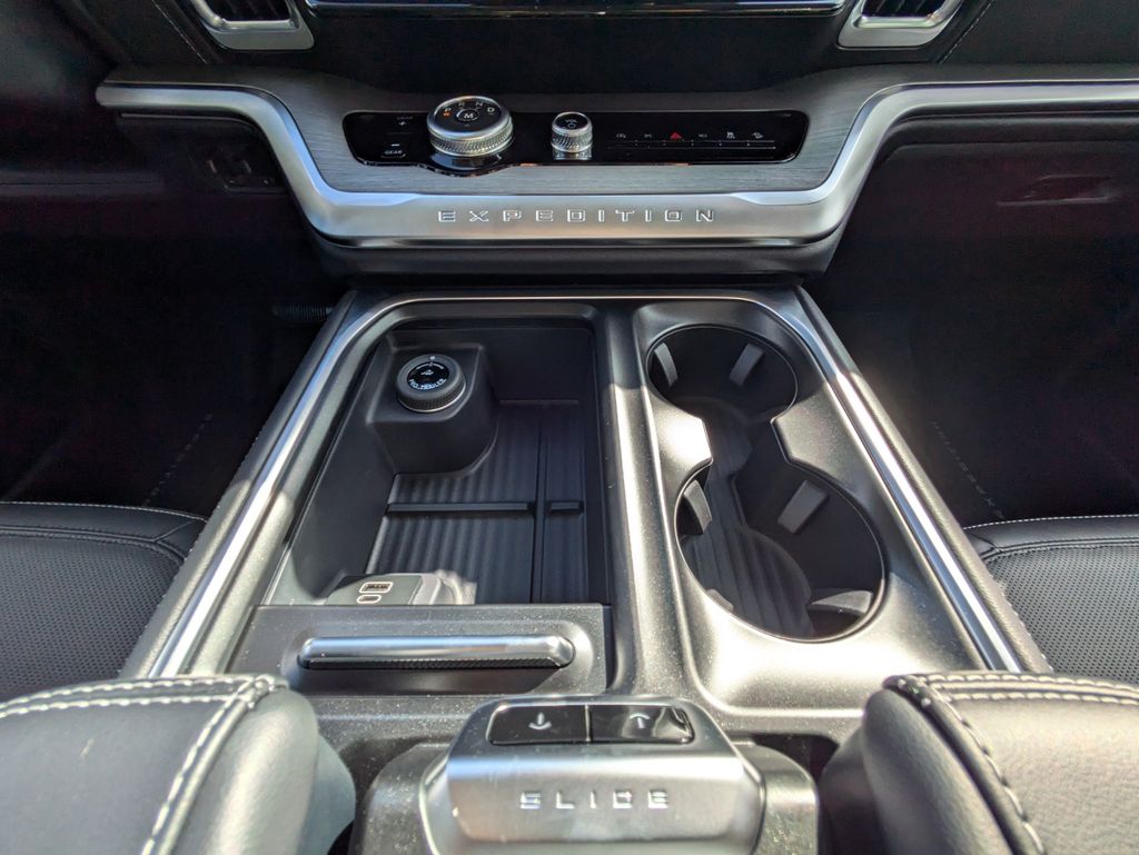 2026 Ford Expedition Max Platinum MAX