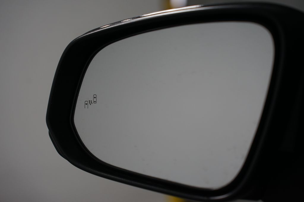 Thumbnail: 2024 Toyota Tacoma - 27