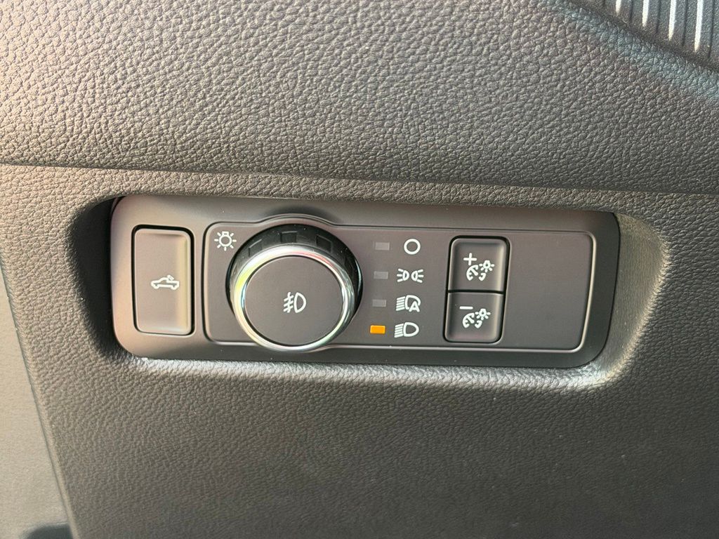 New 2026 Gray Ford Lariat image 13