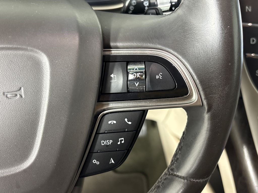 Used 2019 Brown Lincoln Reserve image 19