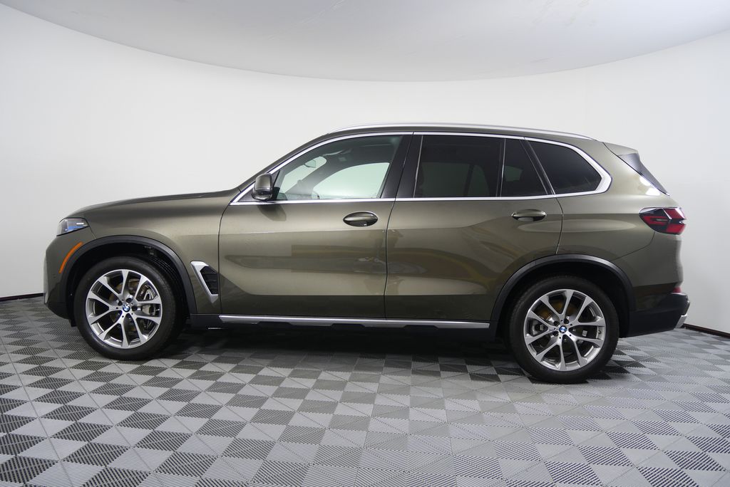 Thumbnail: 2024 BMW X5 - 6