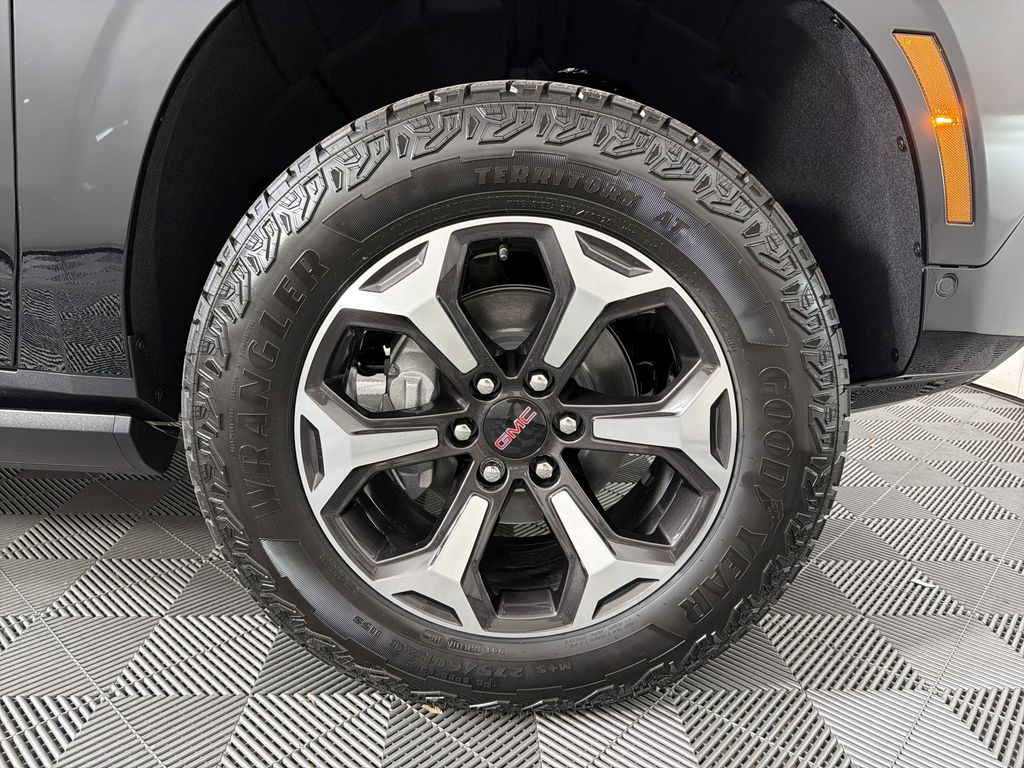 new 2026 GMC Yukon car, priced at $102,689