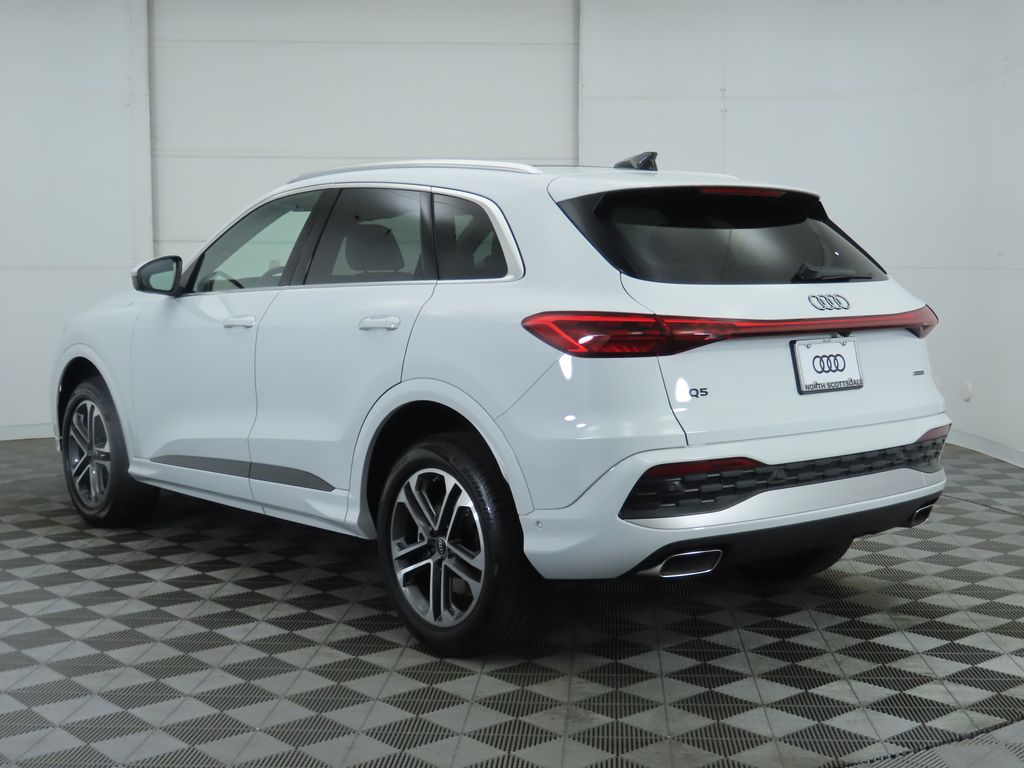 Thumbnail: 2025 Audi Q5 - 7