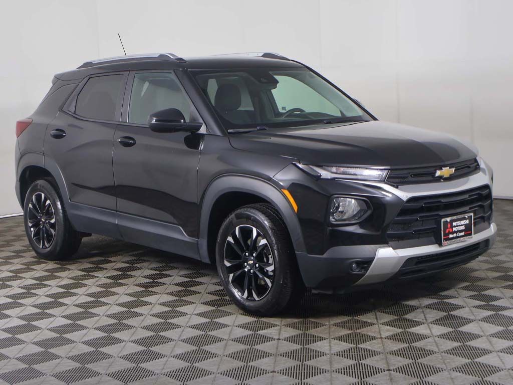 Used 2023 Black Chevrolet LT image 2