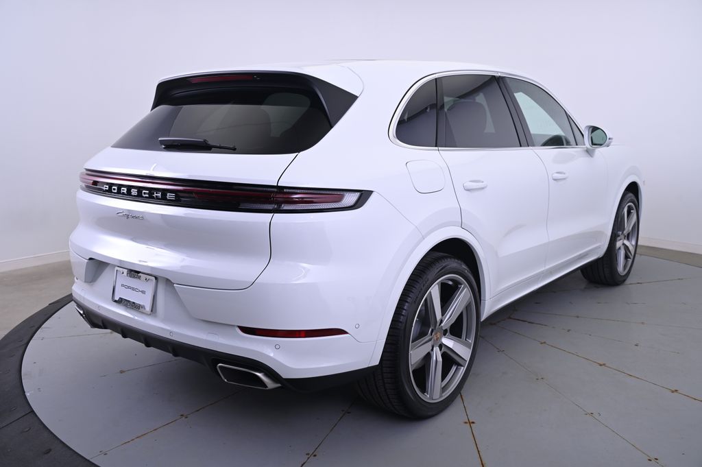 Thumbnail: 2025 Porsche Cayenne - 7