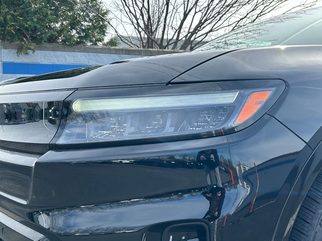 Thumbnail: 2025 Honda Prologue - 9