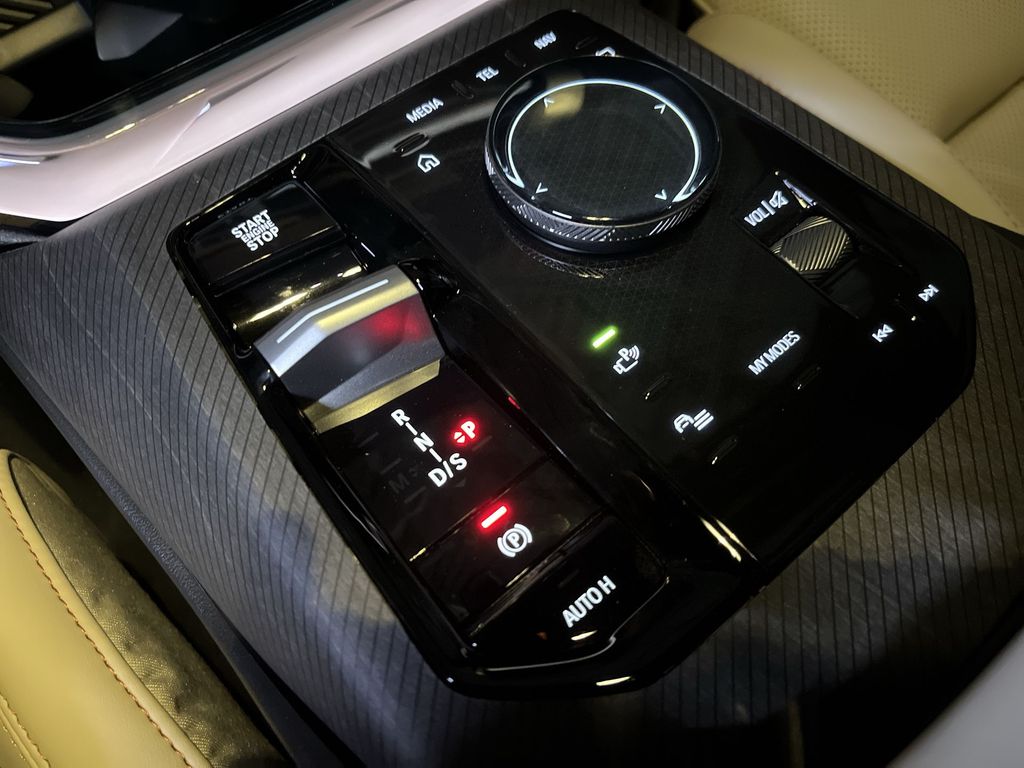 Thumbnail: 2026 BMW X3 - 20