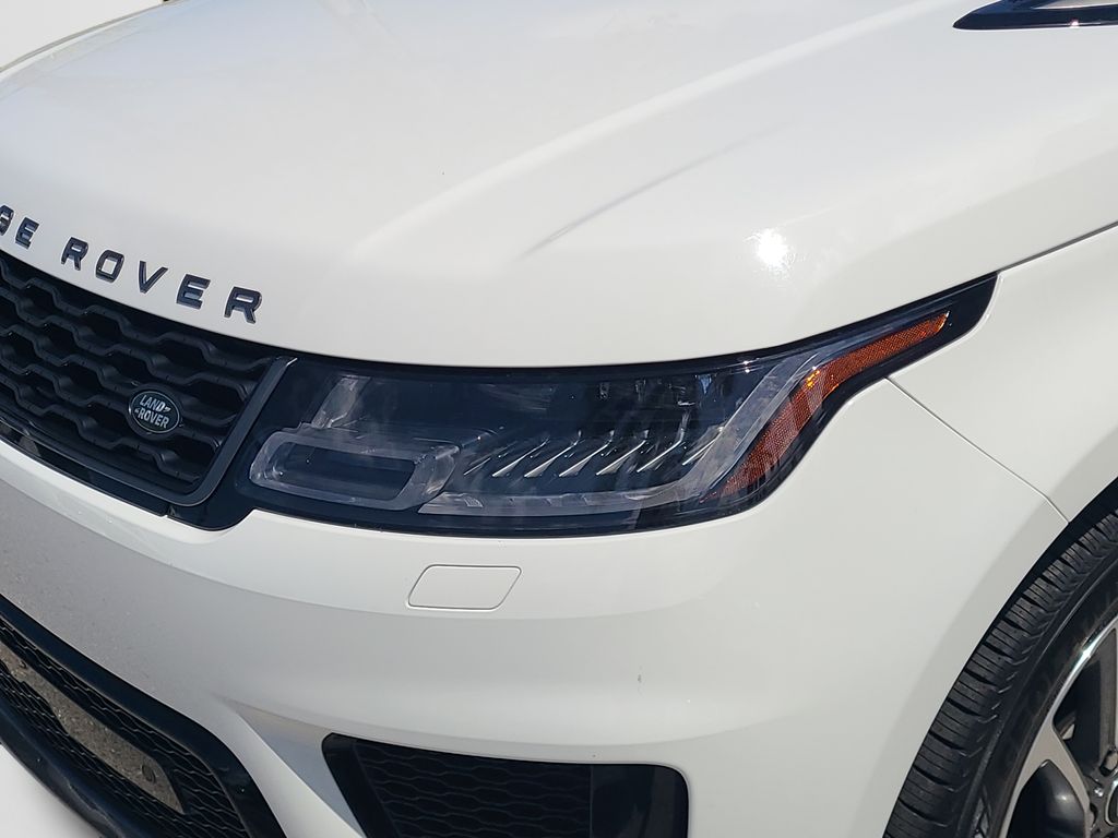 Used 2022  Land Rover HSE Silver Edition image 23