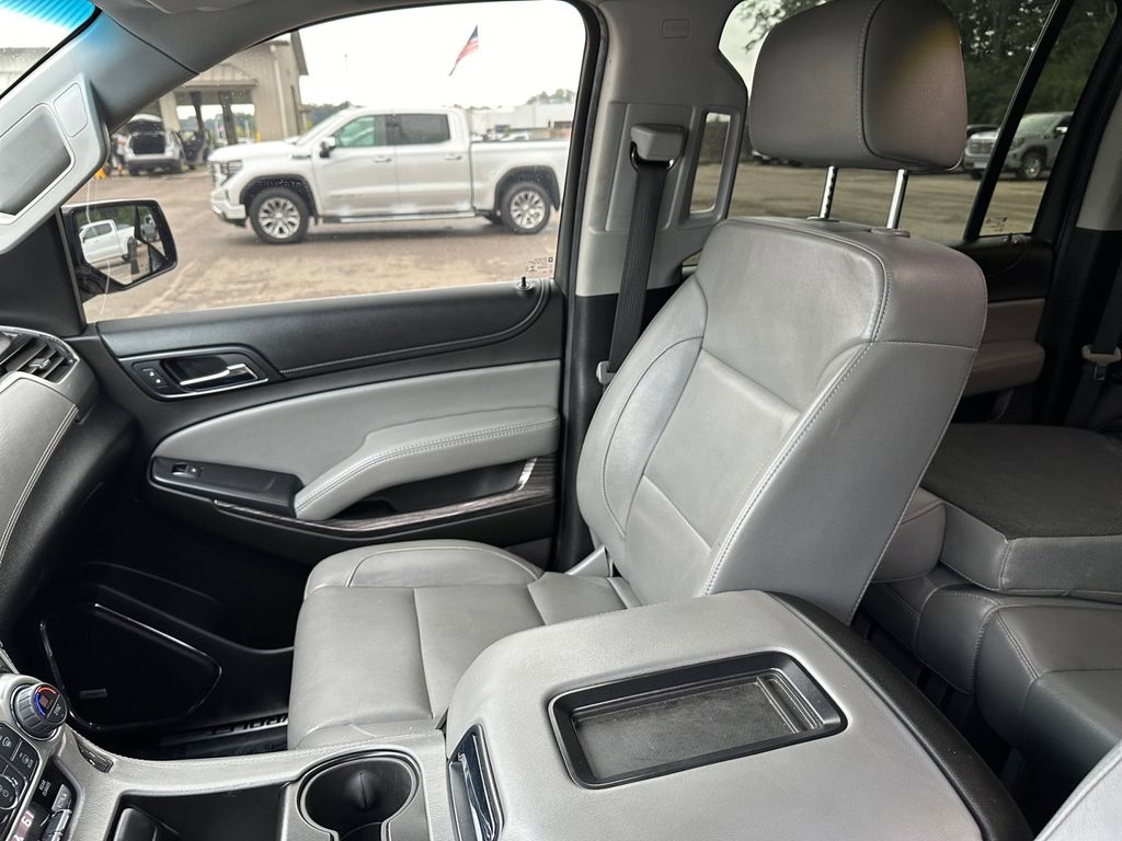 2018 Chevrolet Suburban LT 48