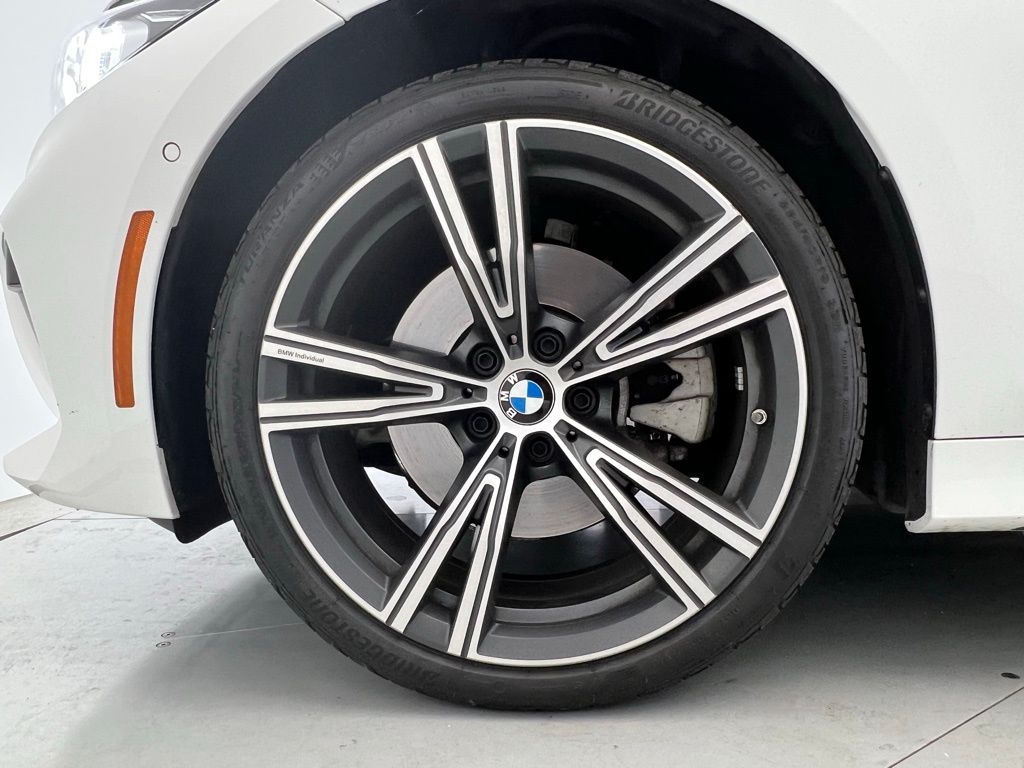 Thumbnail: 2024 BMW 3 Series - 24