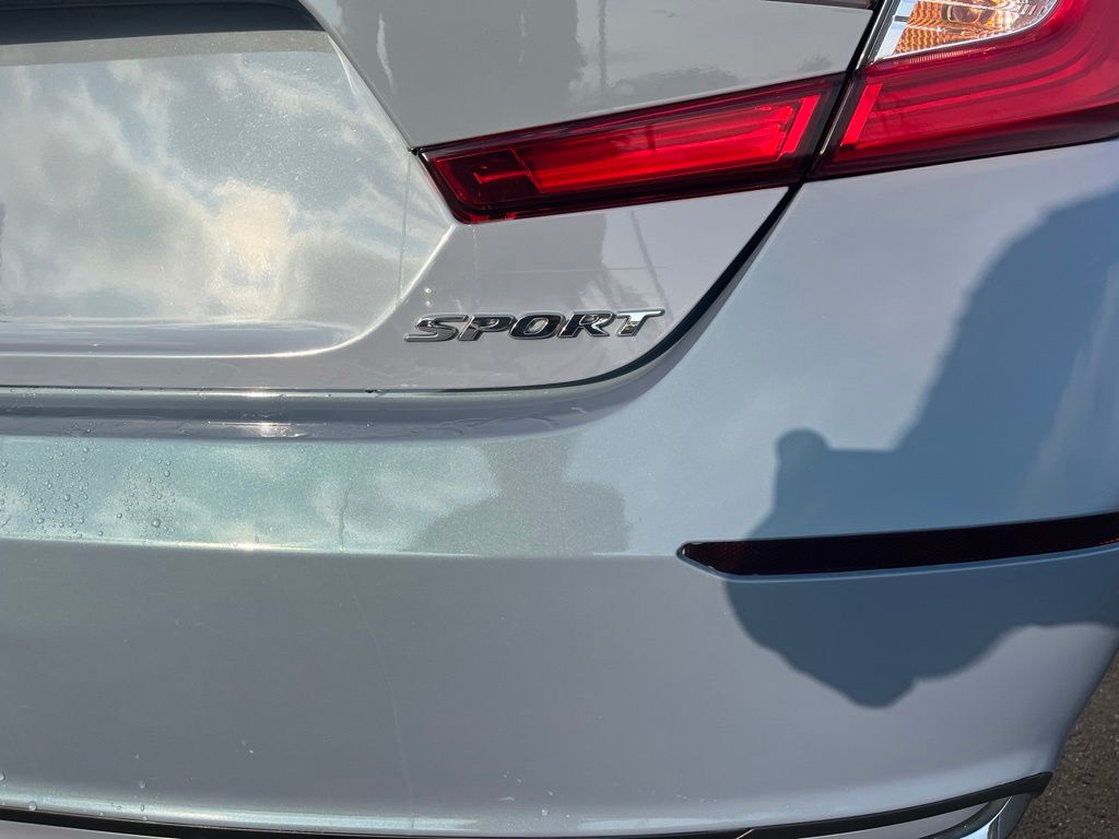 Used 2022 Honda Accord Hybrid Sedan