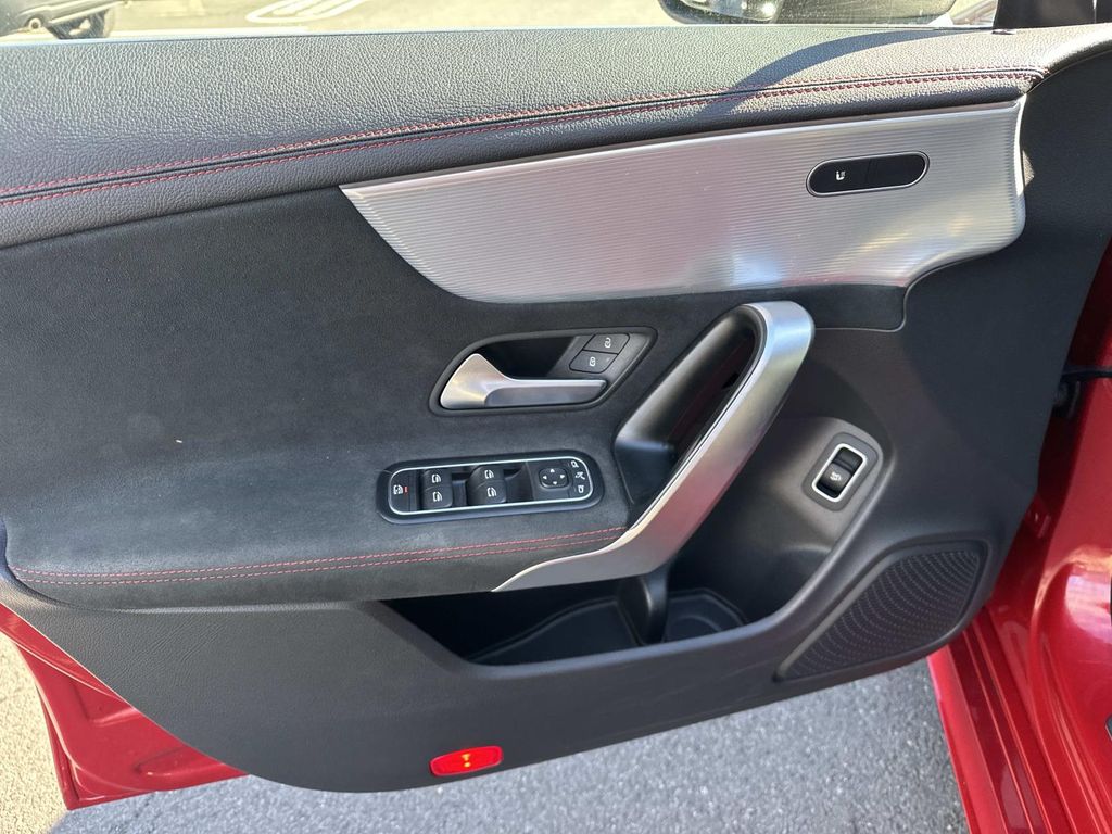 Thumbnail: 2022 Mercedes-Benz CLA - 28