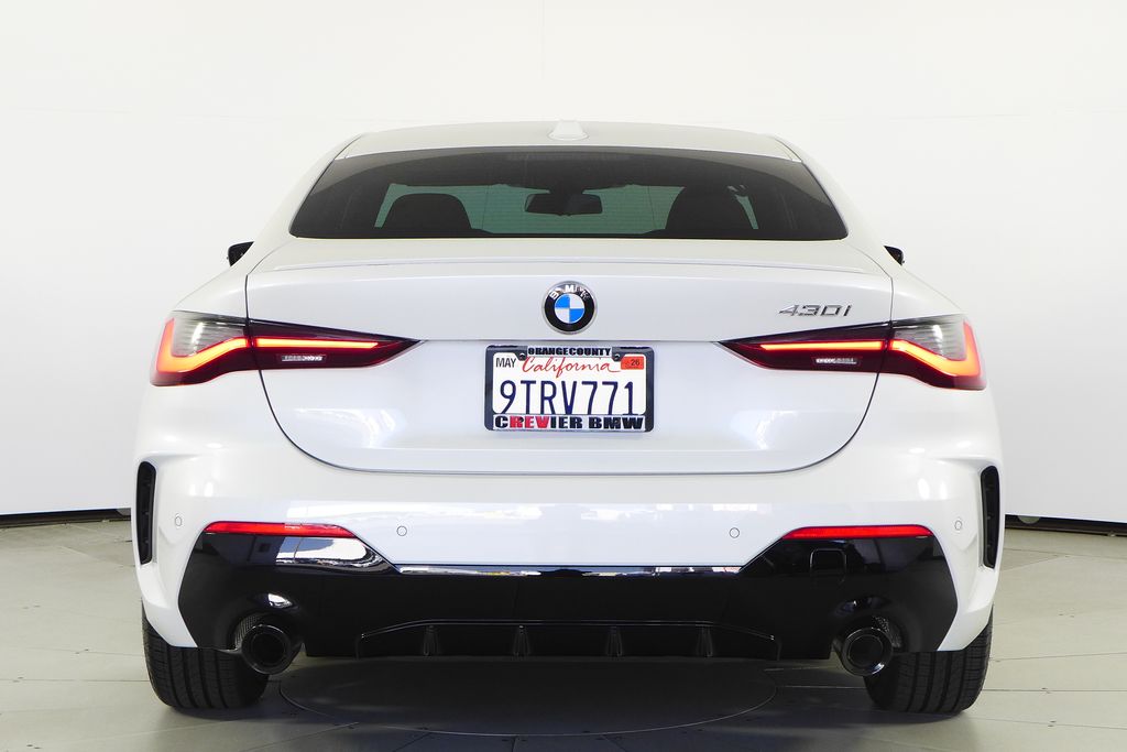 Thumbnail: 2026 BMW 4 Series - 8