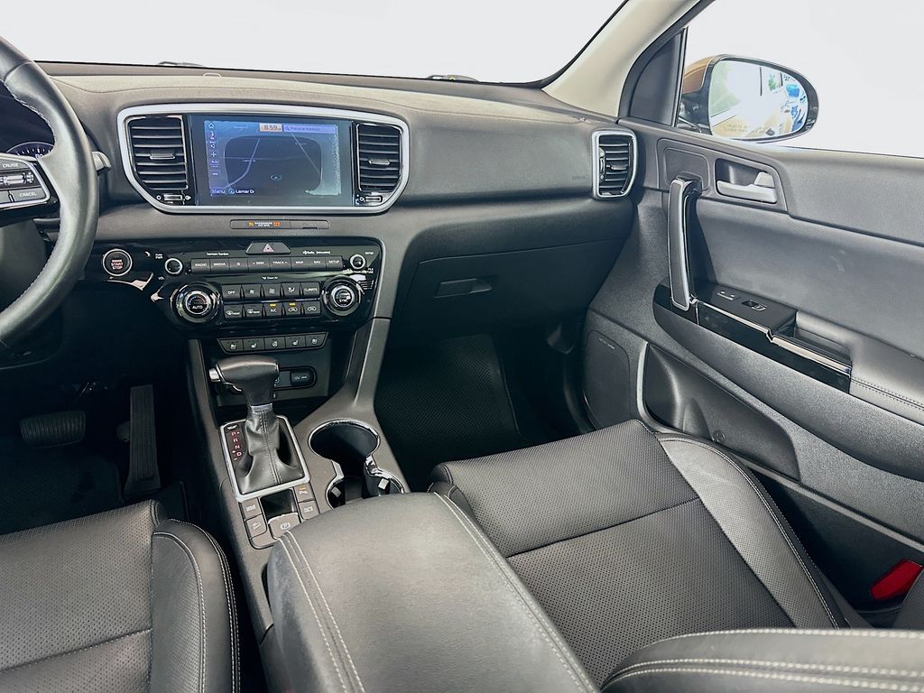 Thumbnail: 2020 Kia Sportage - 24