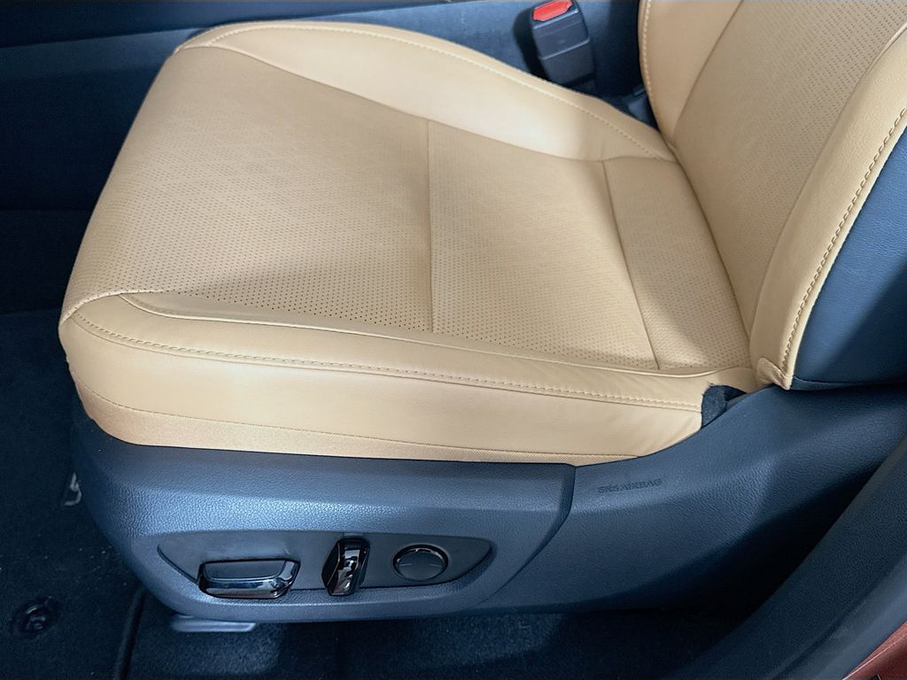 Thumbnail: 2025 Lexus RX - 20