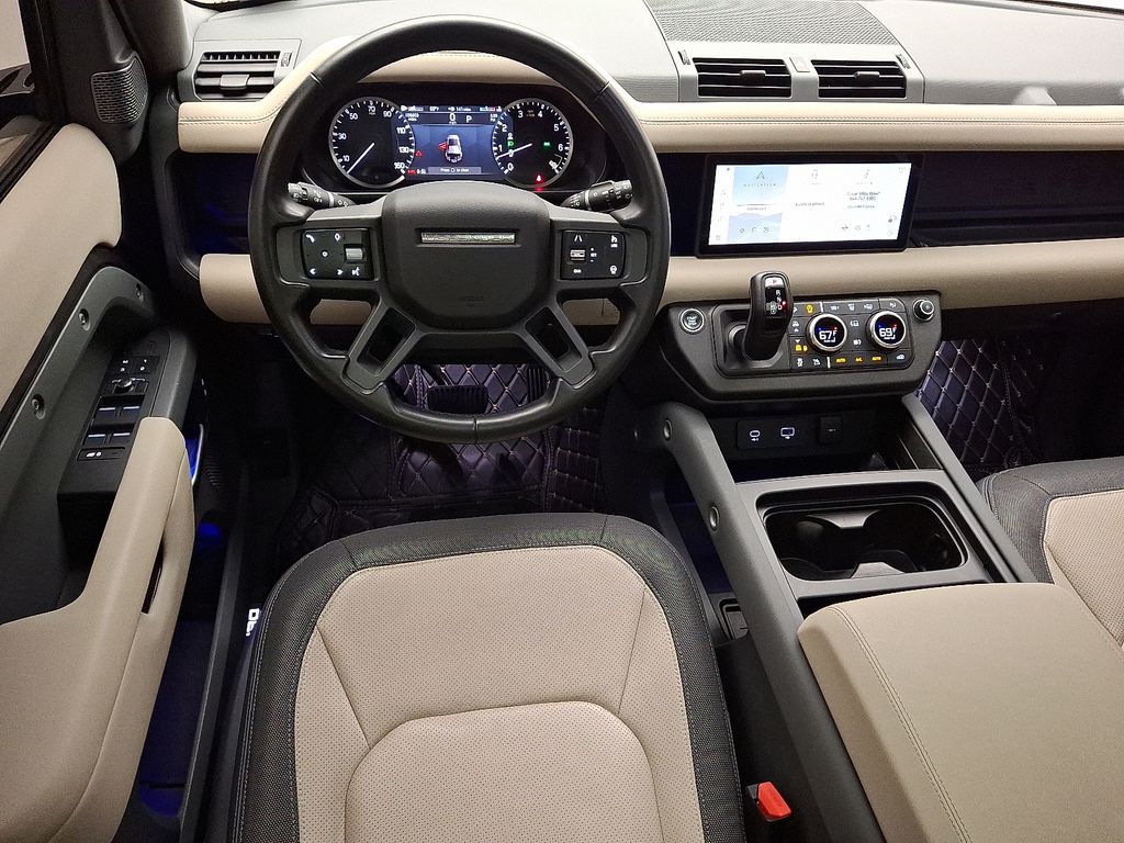 2023 Land Rover Defender 110 10