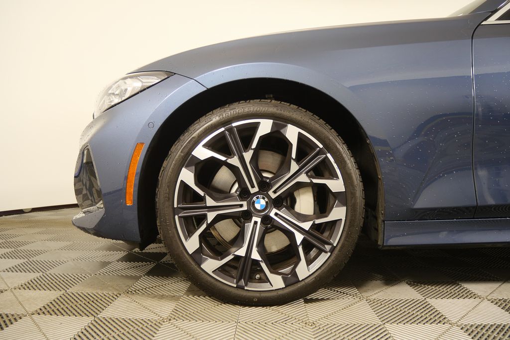 Thumbnail: 2025 BMW 3 Series - 7