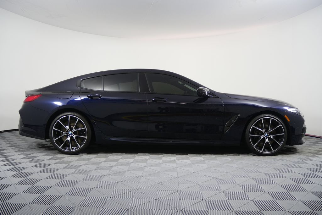 Thumbnail: 2022 BMW 8 Series - 2