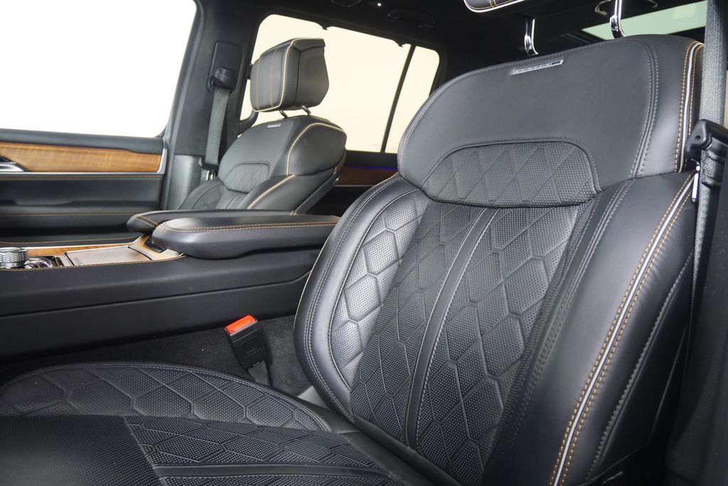 Thumbnail: 2024 Jeep Grand Wagoneer - 11