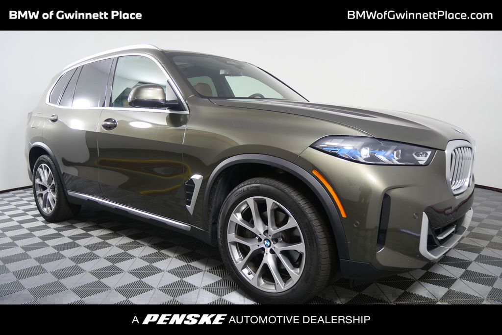 2025 BMW X5 xDrive40i Hero Image