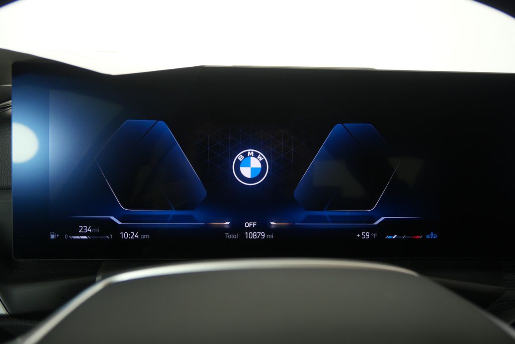 Thumbnail: 2025 BMW 3 Series - 23